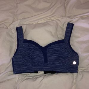 Women’s lulu lemon bra